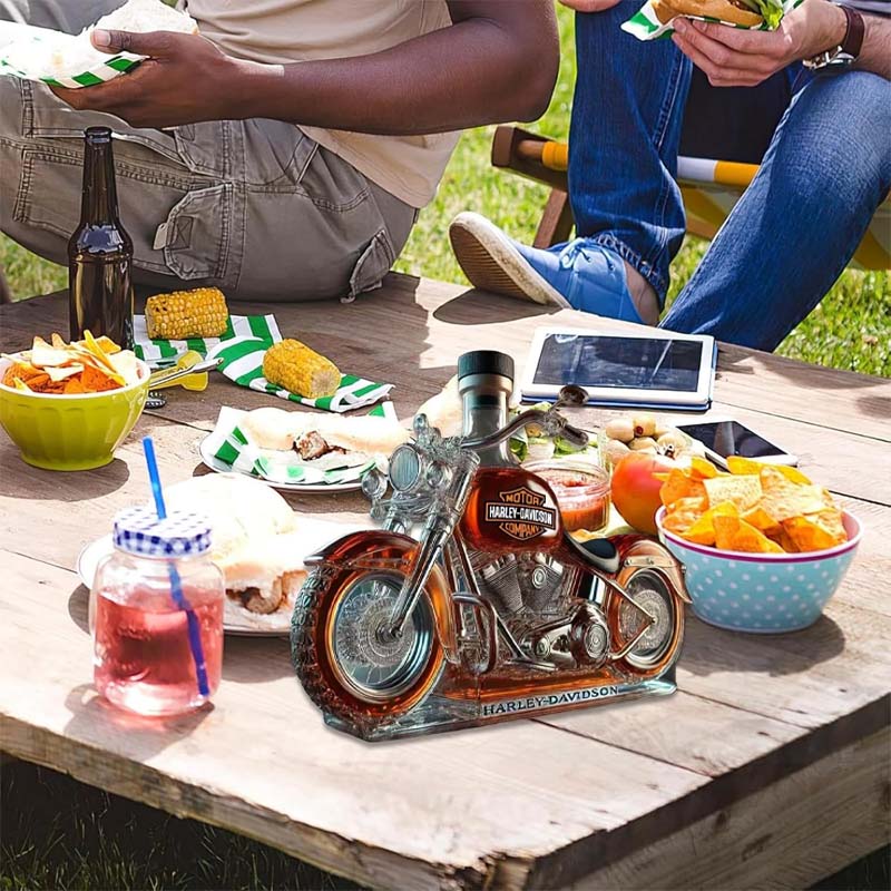 Kreative Motorrad-Glas-Weinflasche