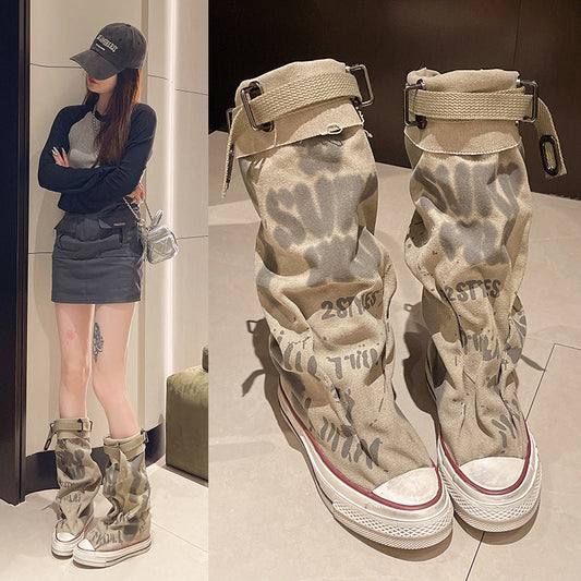 Flache Retro-Stiefel aus Canvas mit mittlerem Schaft für Damen