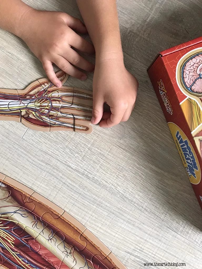 100-teiliges Bodenpuzzle Menschlicher Körper für Kinder