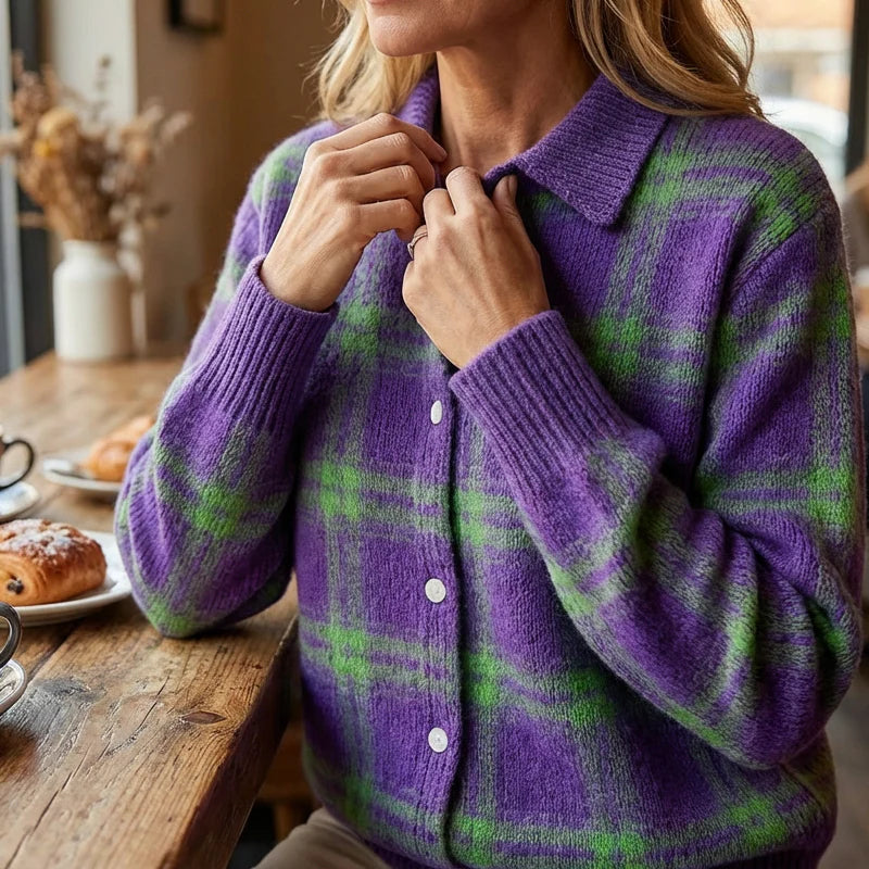 Happy New Year! 50% off everything! 🎊⏰ Women's checkered cardigan with button placket