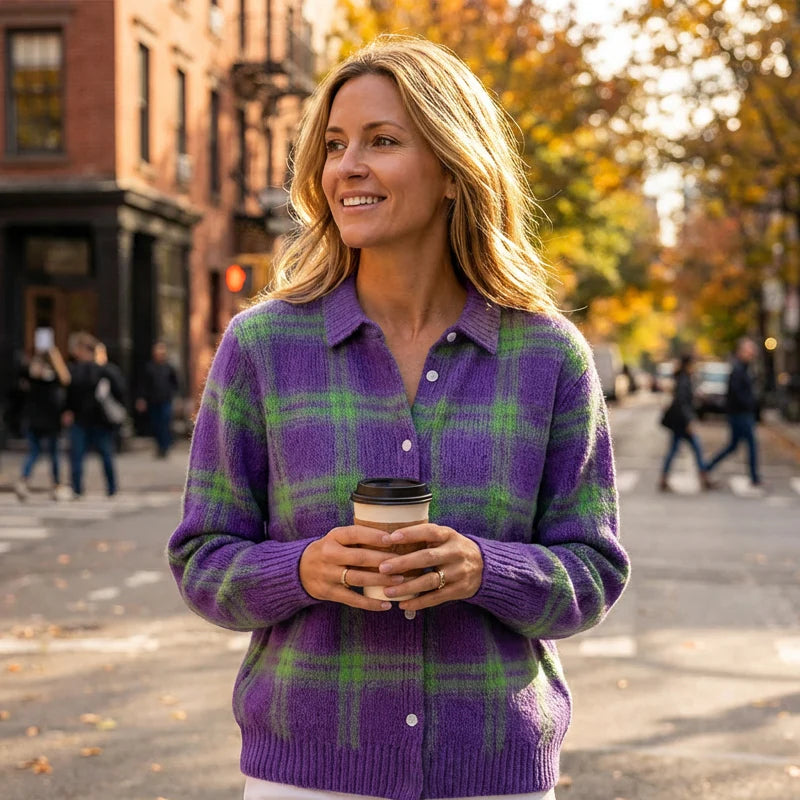 Happy New Year! 50% off everything! 🎊⏰ Women's checkered cardigan with button placket